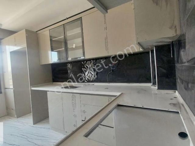 Karaman Yolu Cad.yakın Konumda Satılık 3+1 Daireler