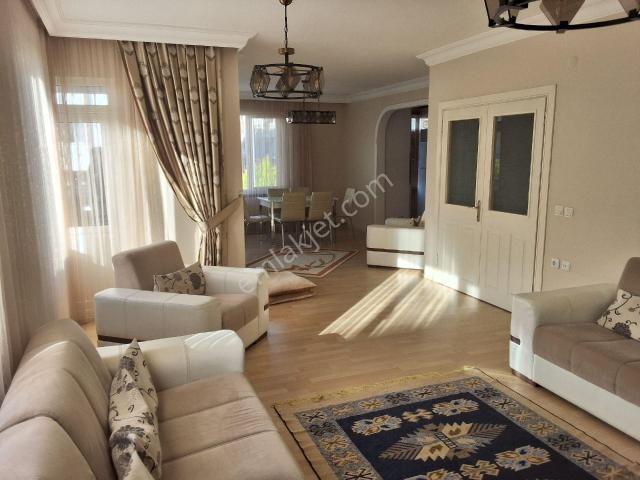 Karamanoğlu Emlak'tan Full Eşyalı