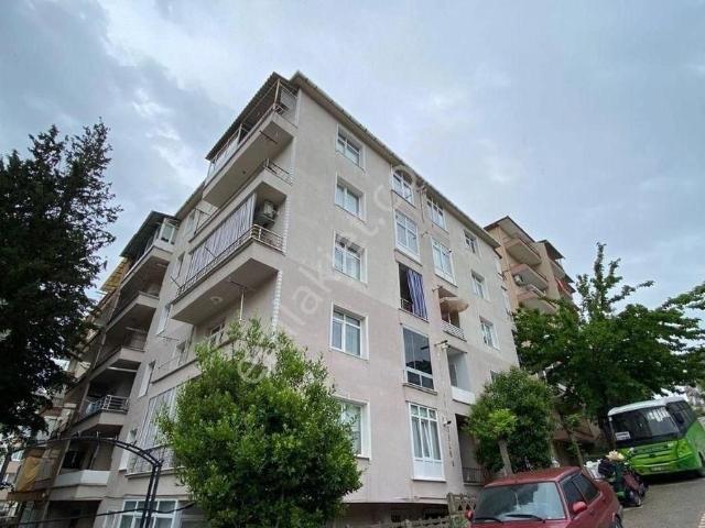 Karamürsel Değer Kazanan Lokasyonda 95 M² 2+1 Satılık Fırsat Daire
