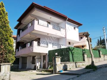Karamürsel Kayacık Mah.satılık Villa Ve Arsası