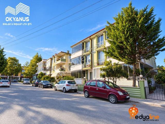 Karasu Çarşı Merkez'de 2+1 Mutfak Ayrı Geniş Satılık Daire