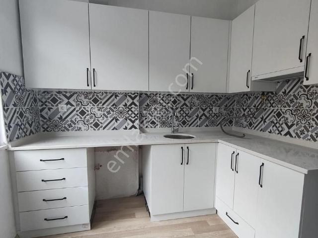 Karasu Çarşı Merkezde Kiralık Daireler
