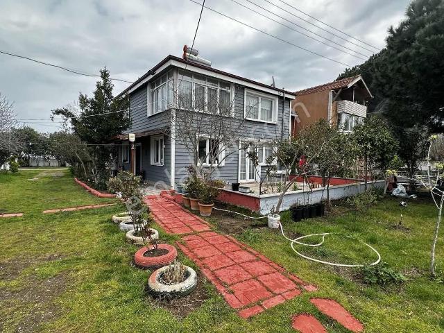 Karasu Bahriyeliler Sitesi Müstakil Bahçeli Villa