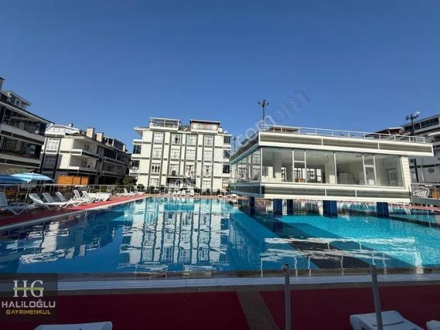 Karasu Da Güvenlikli Site İçerisinde Eşyalı Kiralık 1+1 Daire
