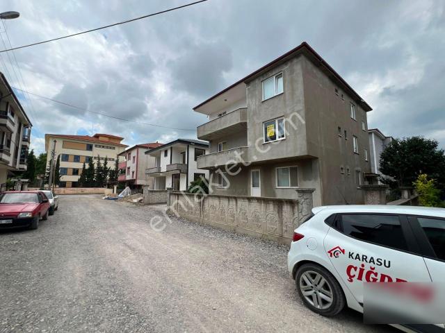 Karasu Kabakoz Da Ara Kat 3+1 & 3 Balkonlu & Geniş M2 Li