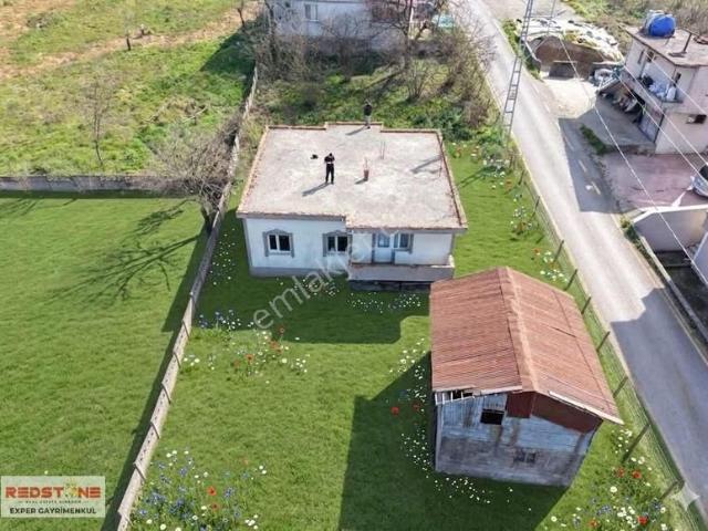 Karasu Kurumeşe De 985 M2 Arsa İçinde Müstakil Ev