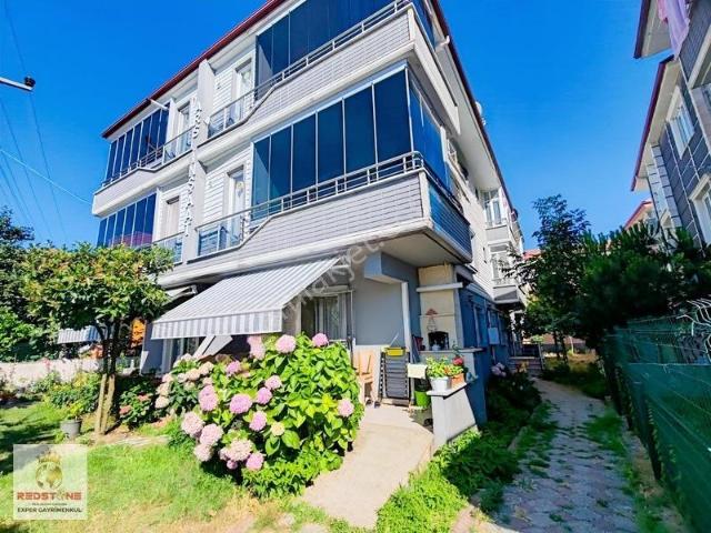 Karasu Yalı'da Önü Açık Ara Kat Geniş 2+1 Sürekli Kiralık Daire