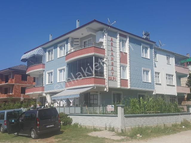 Karasu Yalıda Krediye Uygun Fırsat Köşe 2+1 Kombi Petekli Daire