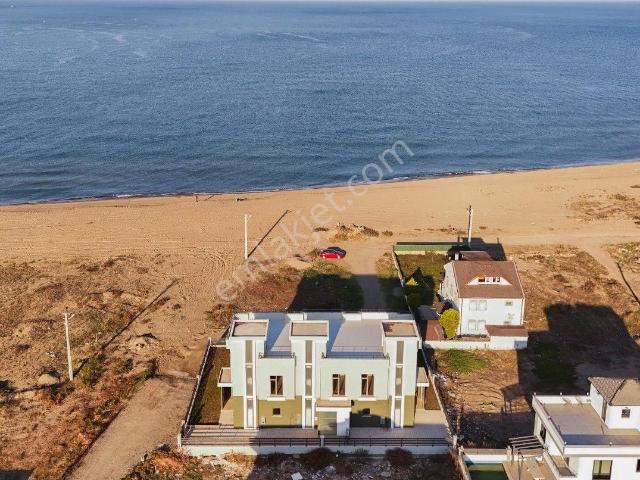 Karasu Yenimahalle'de Satılık Full Deniz Manzaralı Sıfır Villa