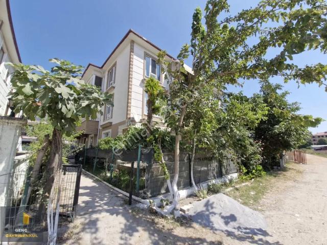 Karasu'da Müstakil Bahçeli 2+1 Sürekli Kiralık Daire