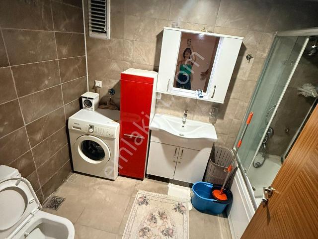 Karapınar Mahallesi'nde Kiralık Geniş 4+1 Eşyalı Daire