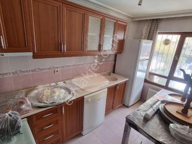 Karapürçek Muhtarlık Arkasında 3+1 Giriş Daire