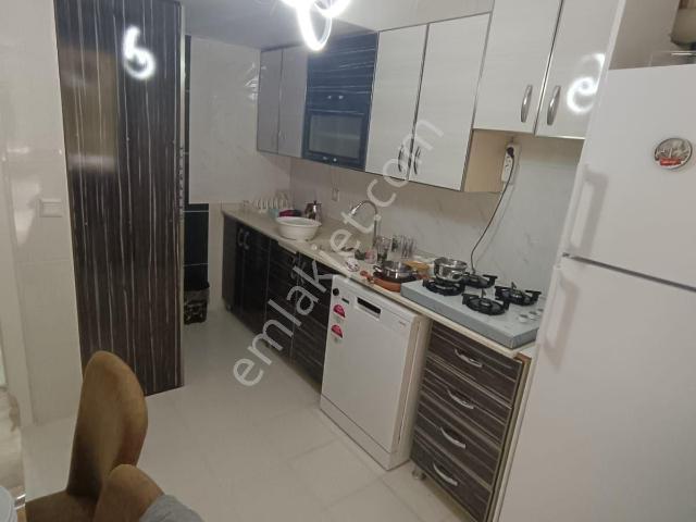 Karapürçek Mh Kedili Villa Yakını 3+1