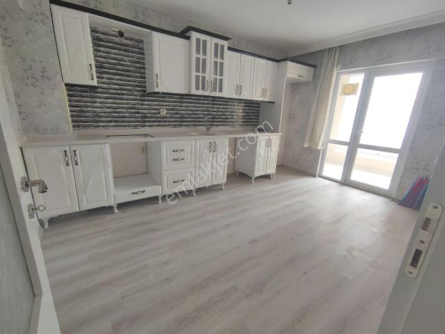 Karapürçekte 3+1 Kiralık Daire Salı Pazarı Mevki Hilal Emlak'tan