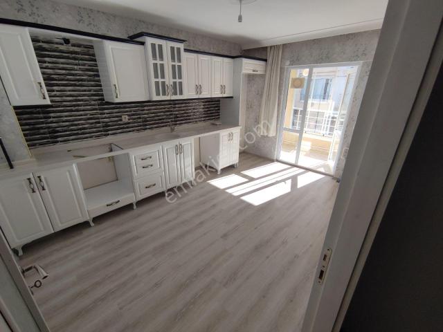 Karapürçekte 3+1 Sıfır Kiralık Salı Pazarı Mevki Hilal İnşaat Emlaktan