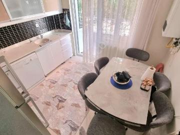 Karapürçek'te Asansörlü, Yüksek Giriş Kiralık 4+1 Daire