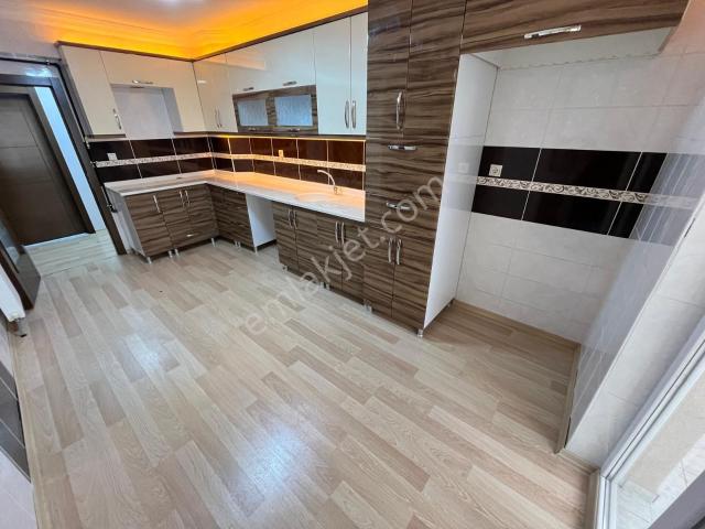 Karapürçek'te Stadyum Yanı Asansörlü 140 M2 1.katta Full Yapılı Satılık Daire !