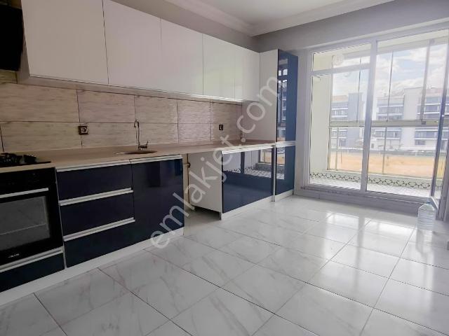 Karatay Akabe Mah. 3+1 Kiralık Daire