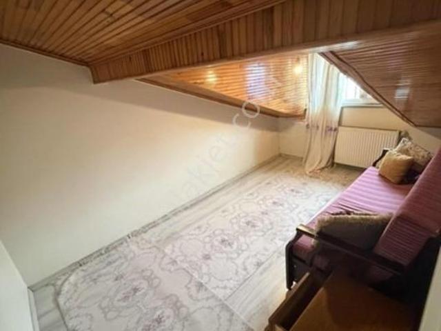 Karataş İnşaat'tan 2+1 Eşyalı Kiralık Çatı Katı