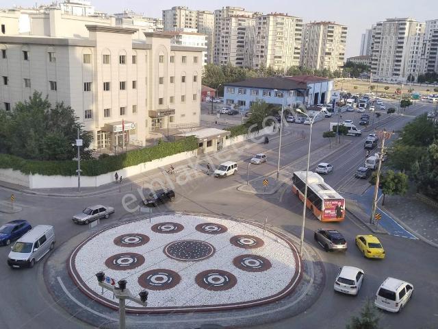 Karataş Merkezi Emniyet Müdürlüğü Karşısında Satılık 3+1 Daire