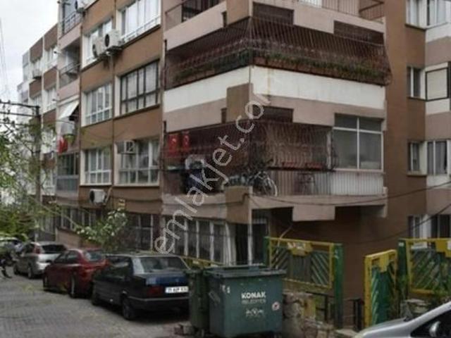 Karataşta 2+1 105 M2 Arakat Bakımlı Satılık Daire