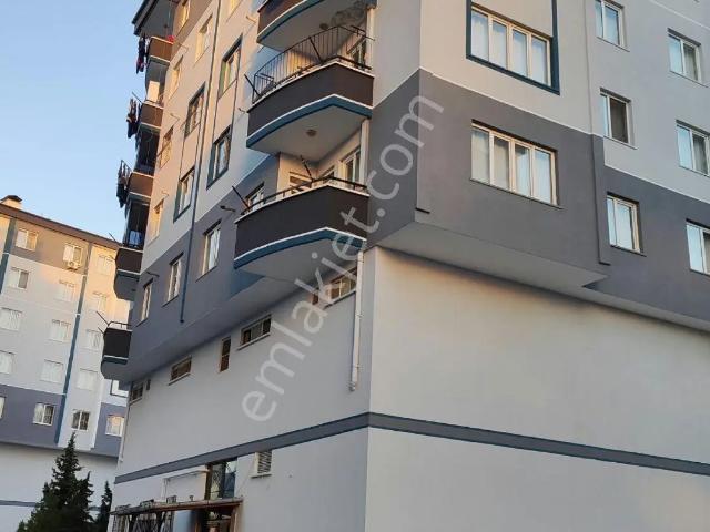 Karataş'ta 5 Katlı Binada 2. Kat Satılık 2+1 Daire