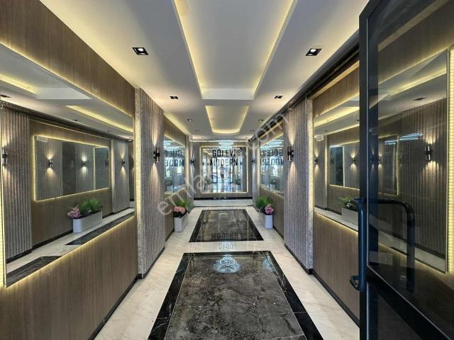 Karayelden Ayrı Mutfaklı Gölevi Modernde 2+1 Lüx Daire