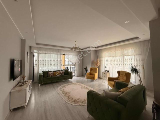 Karayelden Gölevinde 140m2net Deniz Manzaralı Daire Fırsatı