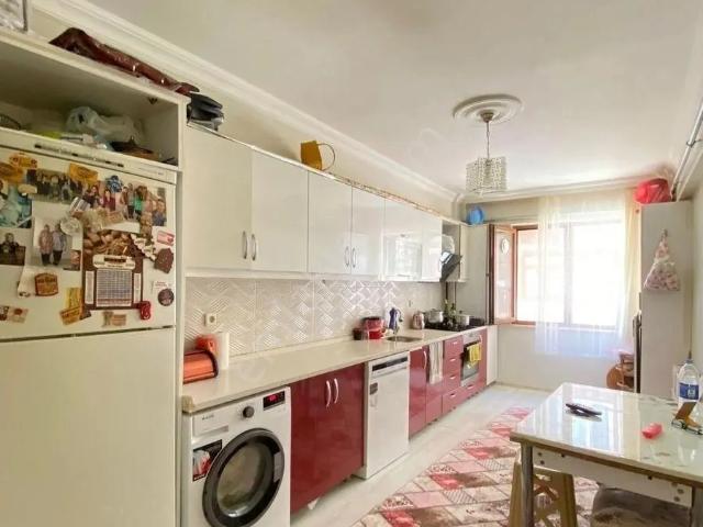 Kardeş'ten Şehir Merkezinde 136 M² Ferah 3+1 Satılık Daire