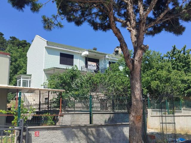 Kardeş'ten Hanlar Mevkiinde Tam Müstakil 3+1 Geniş Villa