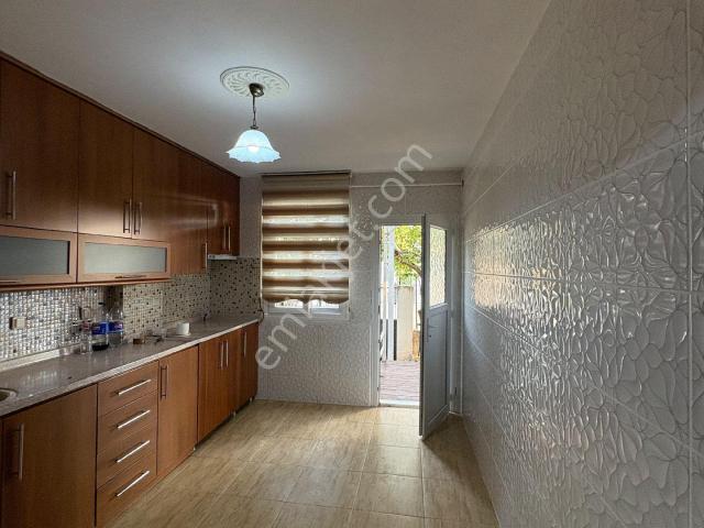 Kardeş Emlaktan 3+1 Geniş Ferah Kiralık Müstakil Ev