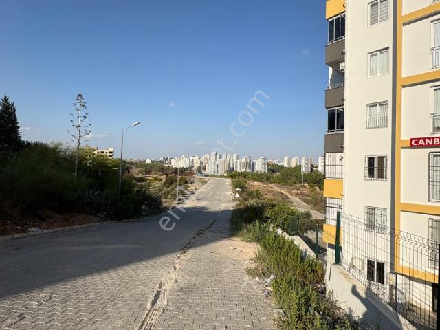 Kardeş Emlaktan Ana Yola Yakın Kiralık Eşyalı 1+1 Daire