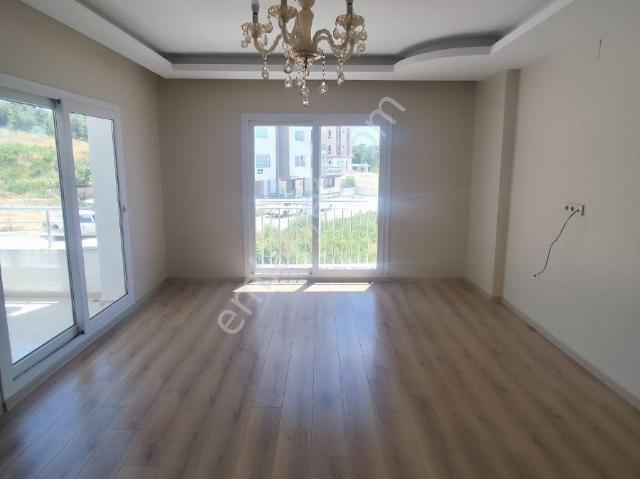 Kardeş Emlak'tan Osmangazi Mah. 2+1 Kapalı Mutfak Daire