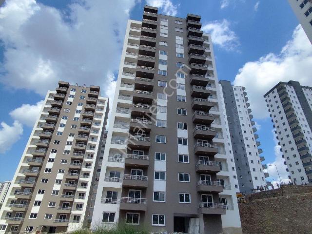 Kardeş Emlak'tan Osmangazi Mahallesi'nde 2+1 Acil Mutfak Daire