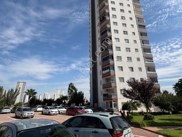 Kardeş Emlak'tan Site İçerisinde 2+1 Kiralık Daire