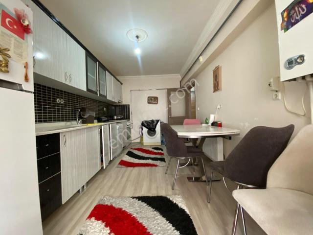 Kardeşler'den Cadde Yakını Masrafsız Yüksek Giriş 3+1 Daire