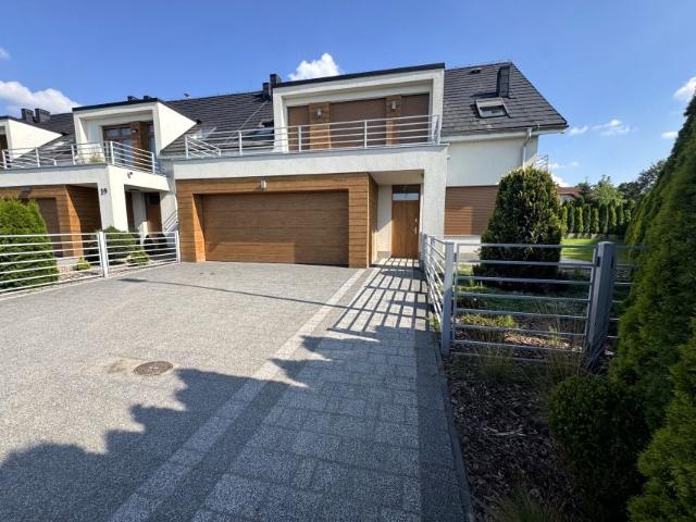 Kardynała Stefana Wyszyńskiego 200 m², Kępno
