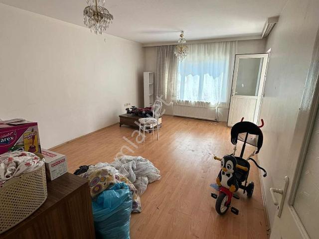 Kare'den A Bloklarda Kiralık 3+1 Daire