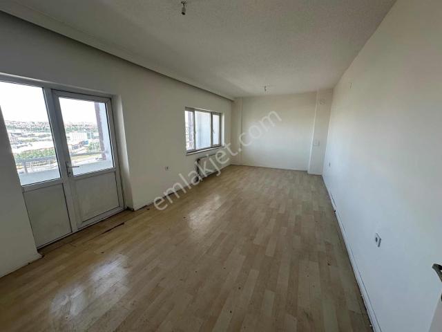 Kare'den Seyrantepe Dg Bloklarda 3+1 Daire