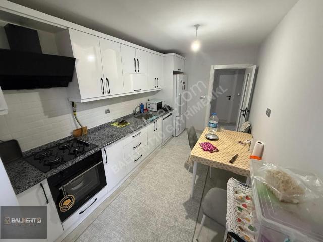 Karesi Gelişim Alanında Kullanışlı 2+1 Daire