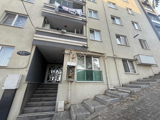 Karesi Milli Eğitim Müdürlüğü Yanında 1+1 Eşyalı Kiralık Daire