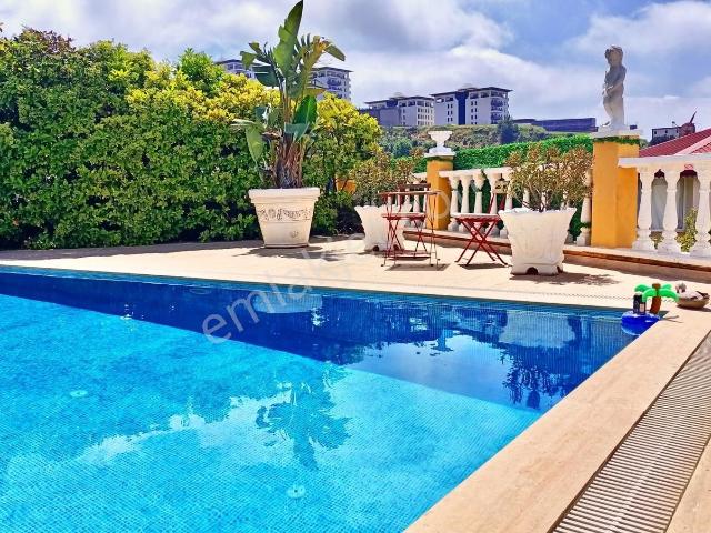 Kargıcakta 700m² Arsada Müstakil Deniz Manzaralı Villa