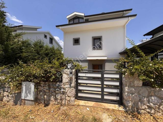 Kargıda Satılık 4+1 Villa
