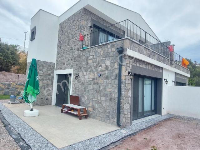 Karia Port Alışveriş Merkezi Karşısı Kış Sezonu Kiralık Eşyalı