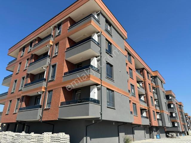 Kariyer'den Meta Suites'te Mobiliyum Cepheli 1+1 Lüks Daire