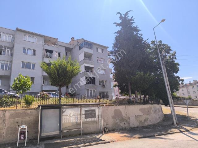 Kariyer'den Alanyurt Seçkin Sitesi'nde 120 M² Kiralık 3+1 Daire