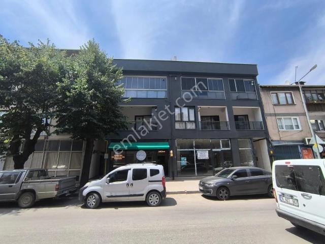 Kariyer'den İnegöl Merkez'de Kiralık 4+1 Dubleks Daire 210m²