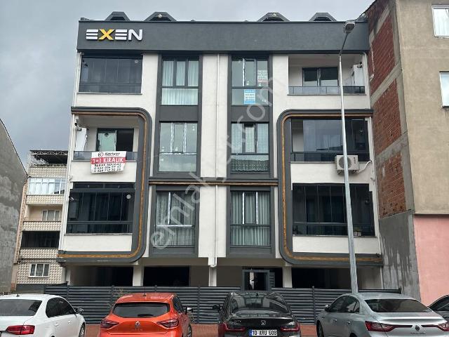 Kariyer'den Sinanbey 1+1 Ara Kat 55 M² Sıfır Son Kiralık Daire