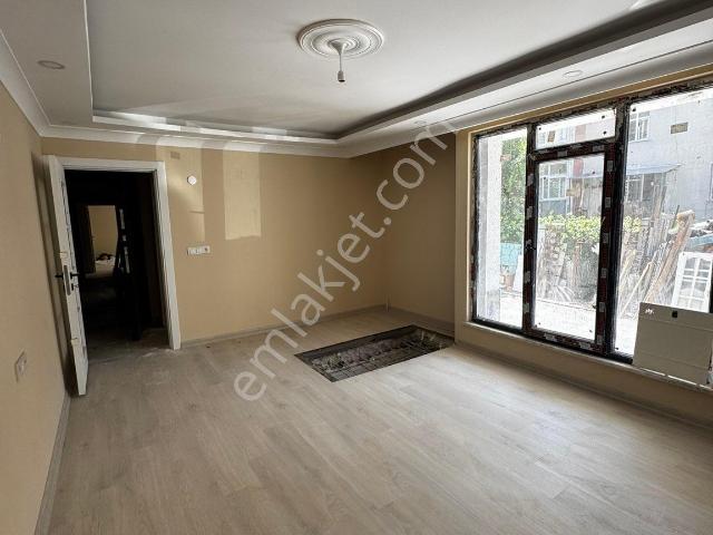 Karlıbayır’da Satılık Otoparklı 3 + 1 Ters Dubleks Daire