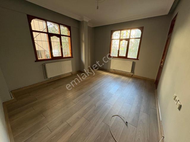 Karlıktepe Mah'de Kartallı Kazımın Orda 3+1 Kiralık Daire